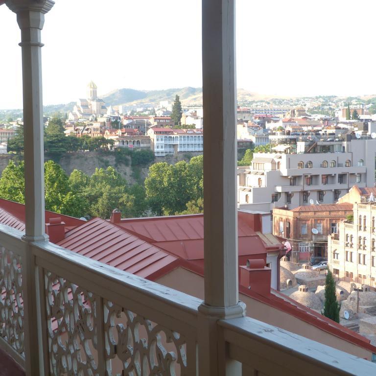 Anano Apartment On Botanikuri Тбілісі Номер фото