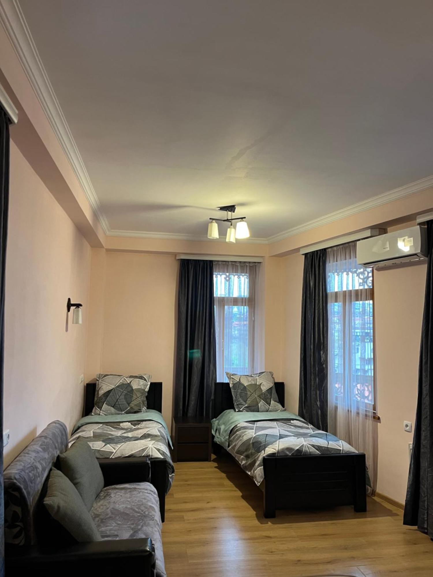 Anano Apartment On Botanikuri Тбілісі Екстер'єр фото