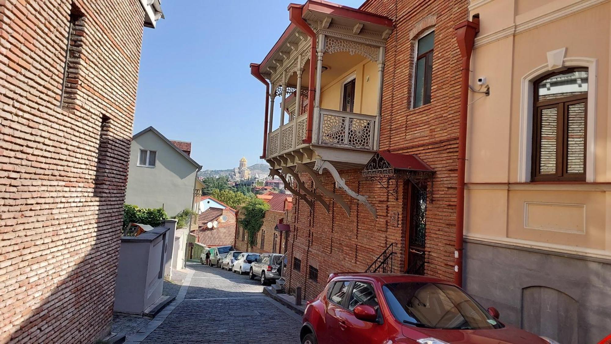 Anano Apartment On Botanikuri Тбілісі Екстер'єр фото