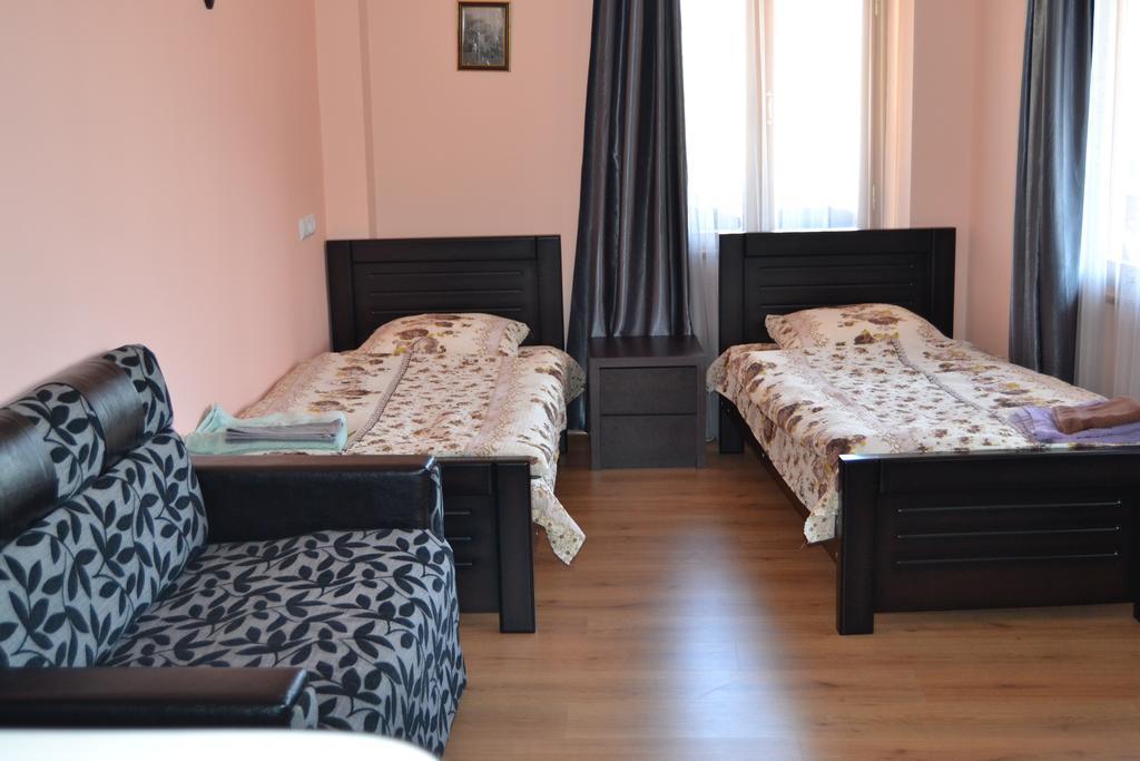 Anano Apartment On Botanikuri Тбілісі Екстер'єр фото