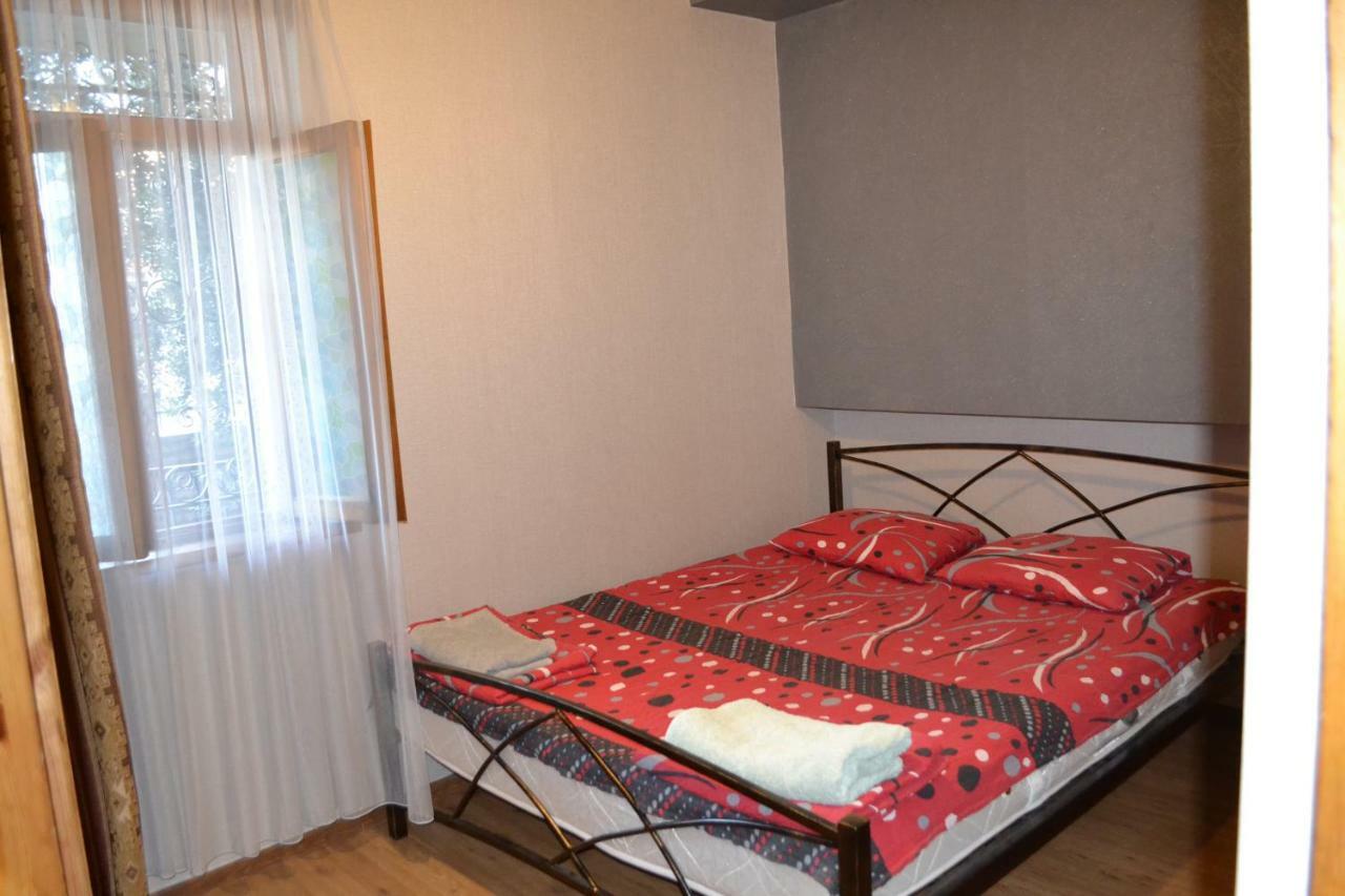 Anano Apartment On Botanikuri Тбілісі Екстер'єр фото