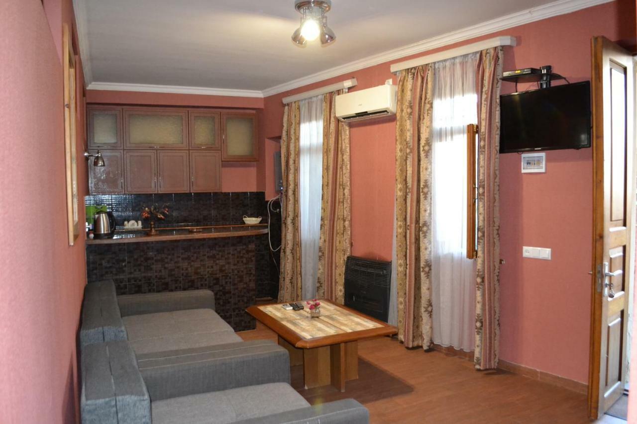 Anano Apartment On Botanikuri Тбілісі Екстер'єр фото